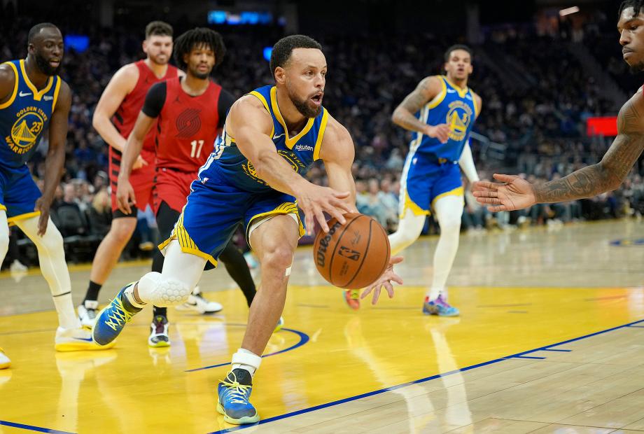 杨瀚森3分2篮板库里7分11助攻 勇士轻取开拓者