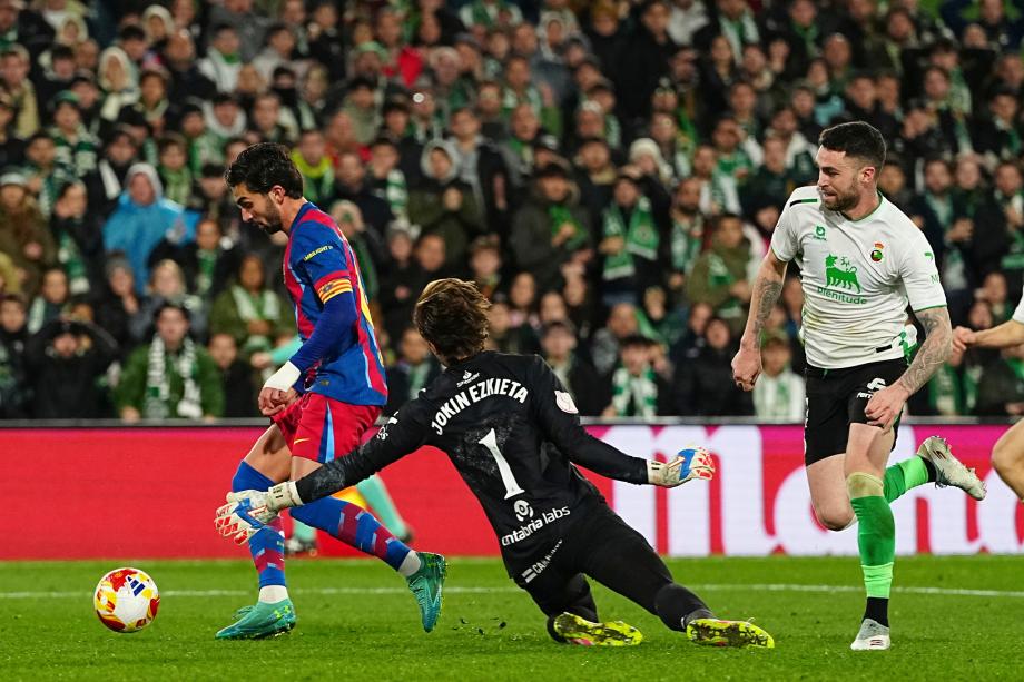 国王杯-费兰、亚马尔建功 巴萨2-0晋级八强