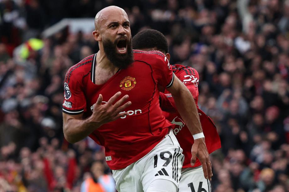 姆伯莫破门多尔古建功 曼联2-0完胜曼城