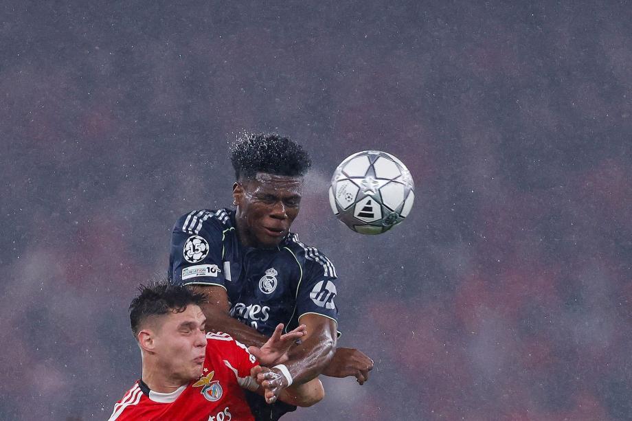 欧冠-门将特鲁宾绝杀 皇马2-4本菲卡无缘直通16强