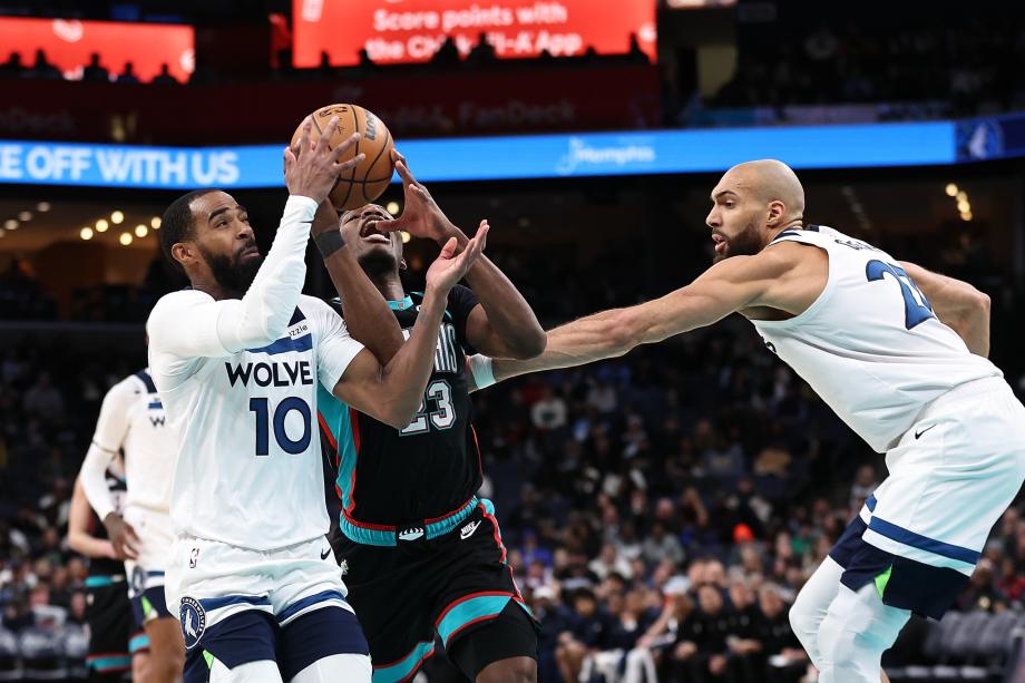 爱德华兹33分杰罗姆复出20+6 森林狼送灰熊6连败