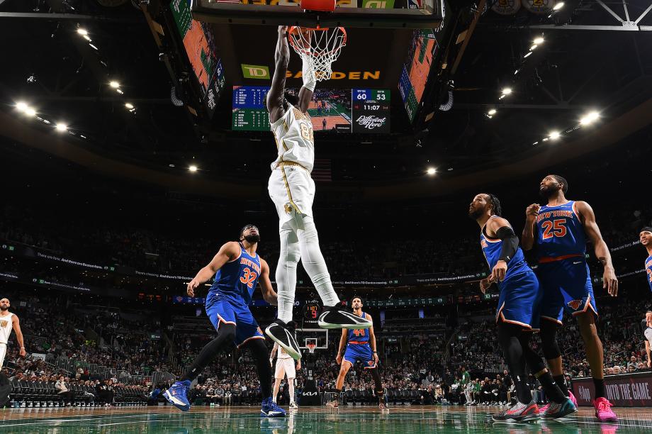 布伦森31+8布朗26+4 尼克斯终结凯尔特人5连胜