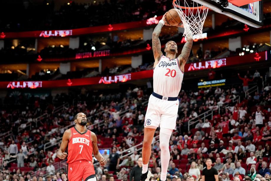 莱昂纳德跳投准绝杀杜兰特21+8 快船复仇火箭