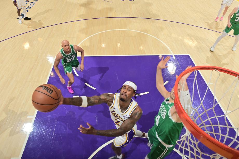 詹姆斯20分东契奇25分 湖人22分惨败凯尔特人