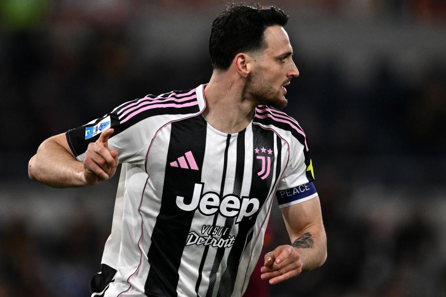 意甲-孔塞桑世界波加蒂绝平 罗马3-3战平尤文图斯