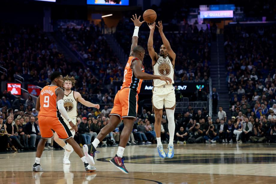 莱昂纳德23分快船逆转胜勇士 加兰首秀12分