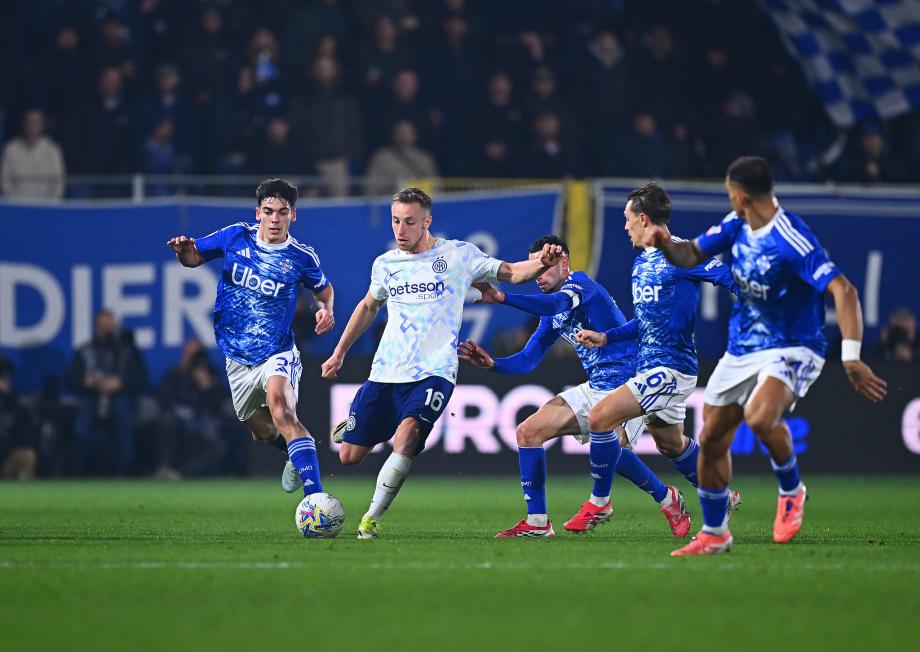 意杯-瓦莱错失绝佳良机 国米首回合0-0战平科莫