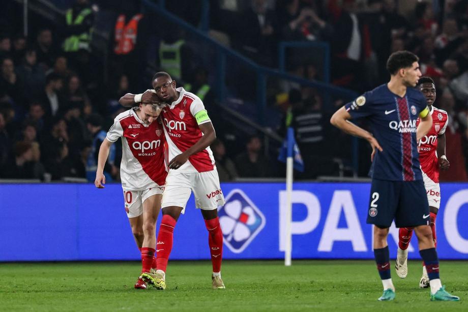 法甲-埃梅里、李刚仁送礼 巴黎1-3摩纳哥