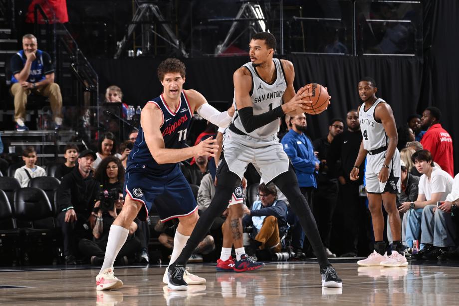 文班亚马21+13加兰25分 马刺3人20+击沉快船