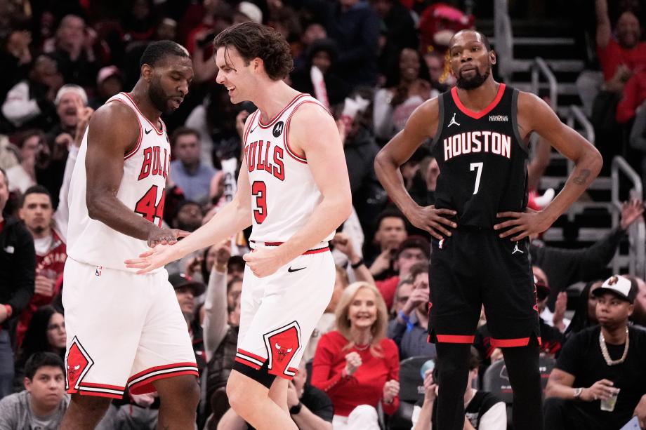 [图]杜兰特空砍40+7+5申京33分三双 火箭不敌公牛