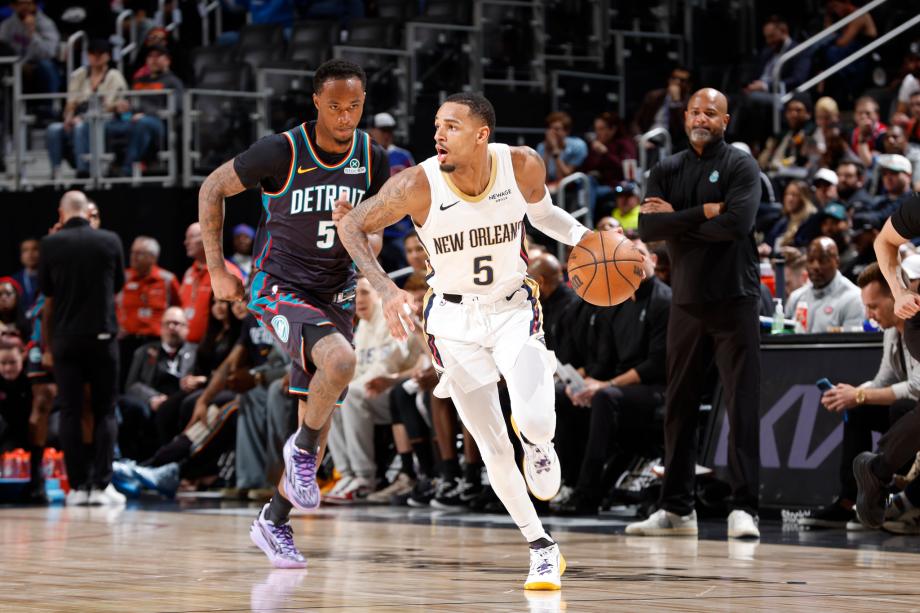 杜伦30+10+7锡安21分 活塞主场轻取鹈鹕