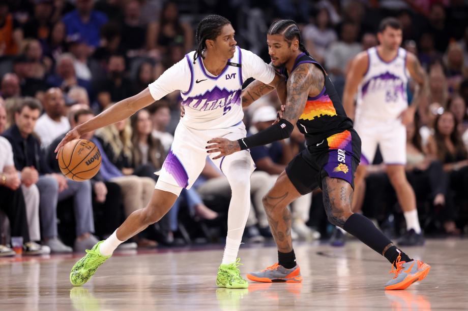 布克26+8格林31+6 太阳大胜爵士送对手5连败