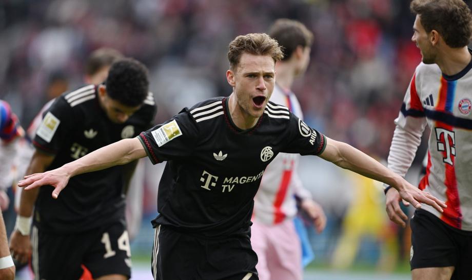 让二追三！比朔夫双响卡尔绝杀 拜仁3-2弗赖堡