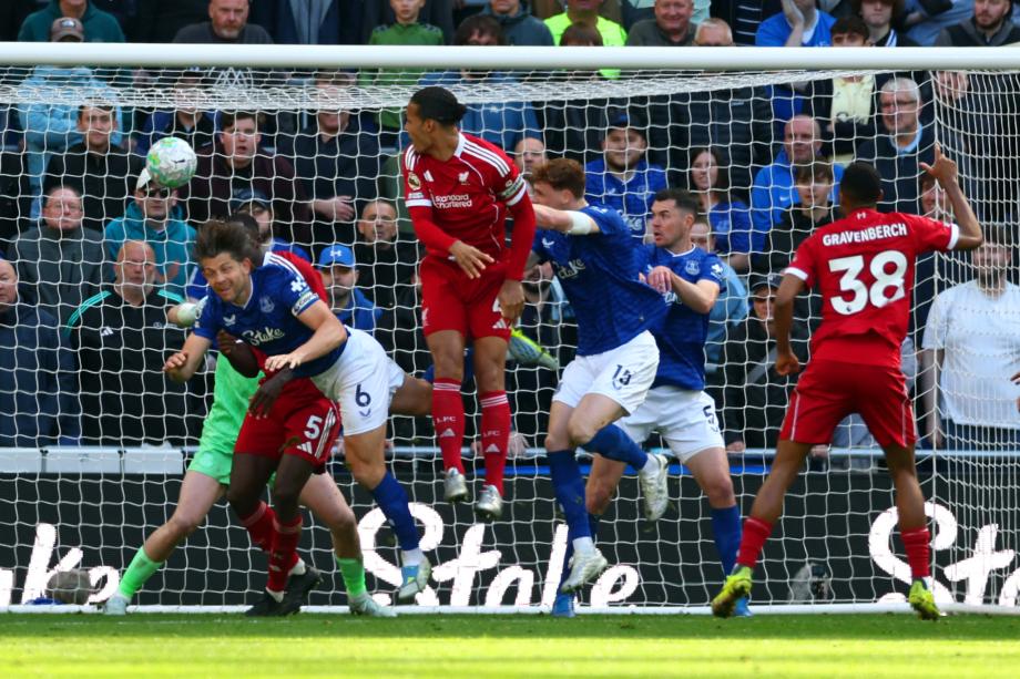 范戴克绝杀萨拉赫破门 利物浦2-1力克埃弗顿