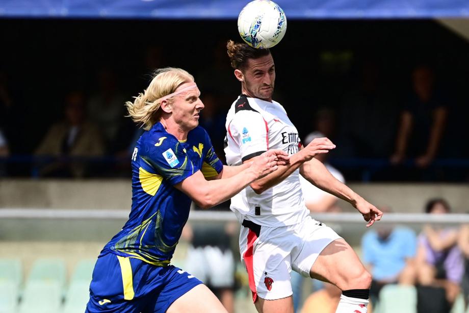 莱奥助攻拉比奥特建功 AC米兰1-0胜维罗纳