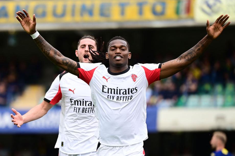 莱奥助攻拉比奥特建功 AC米兰1-0胜维罗纳