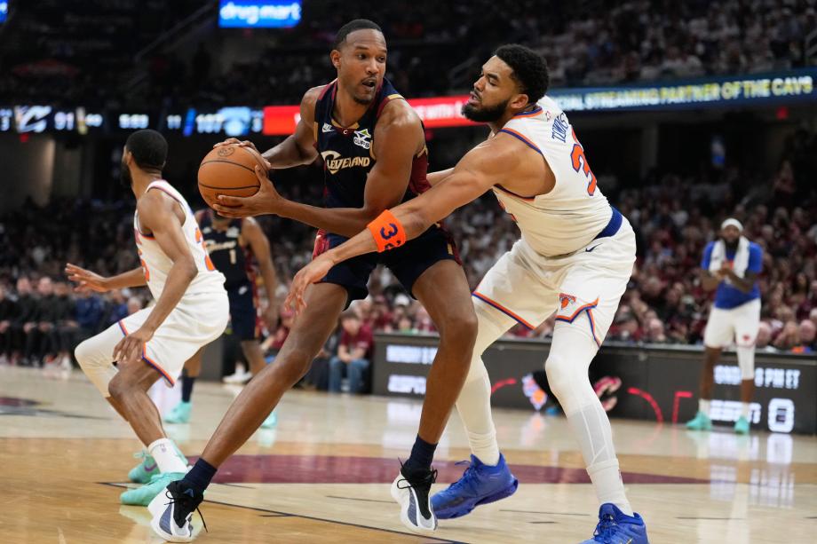 NBA-布伦森30+6 尼克斯3-0骑士夺赛点