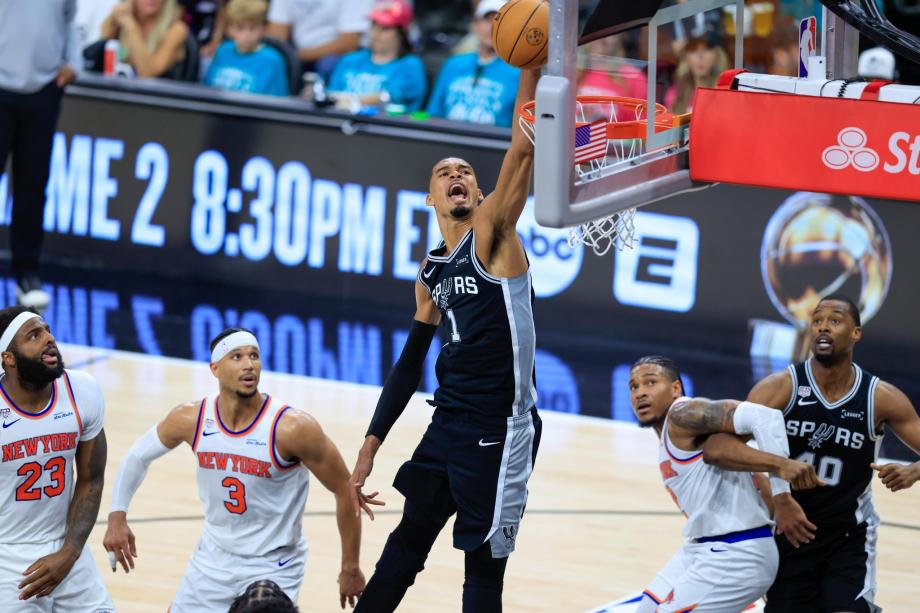 NBA总决赛：尼克斯客胜马刺开门红 总比分1-0领先