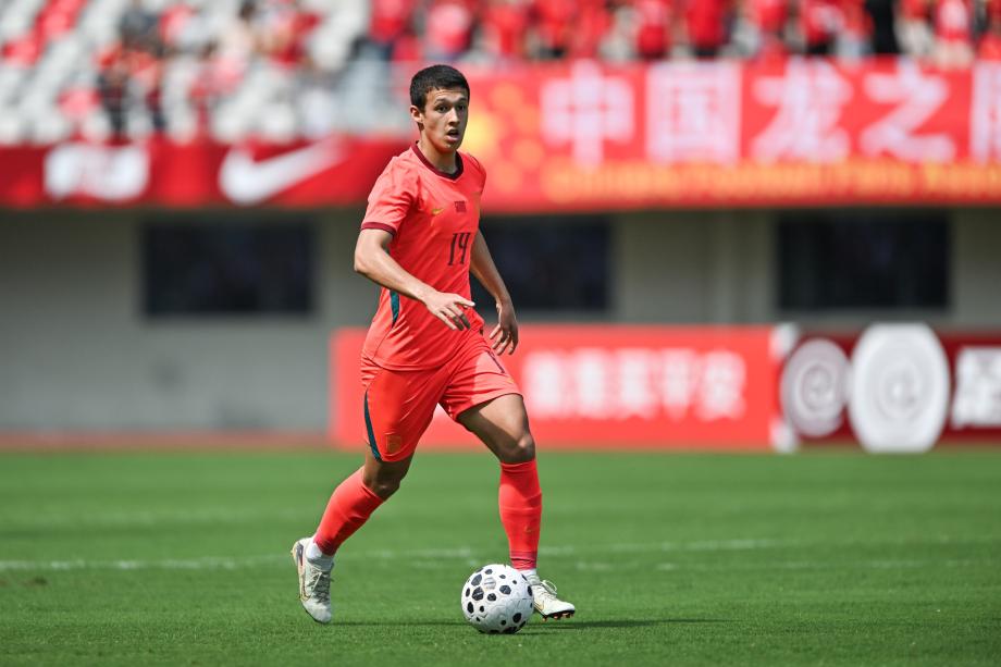 [图]贺一然补时破门 U23国足1-0胜塔吉克斯坦U23