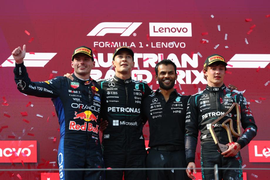 [图]F1奥地利大奖赛：拉塞尔夺冠 维斯塔潘第二