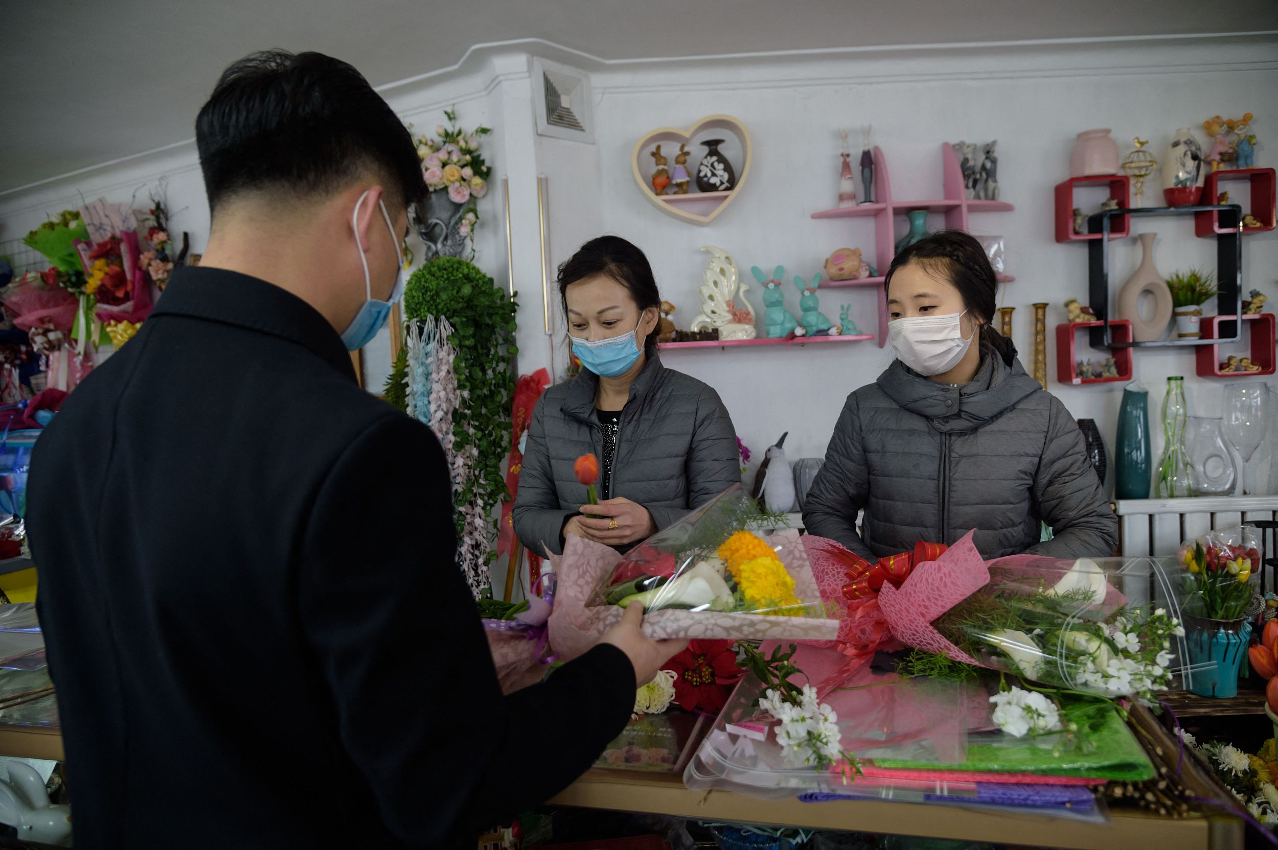 优享资讯 朝鲜民众庆祝国际妇女节