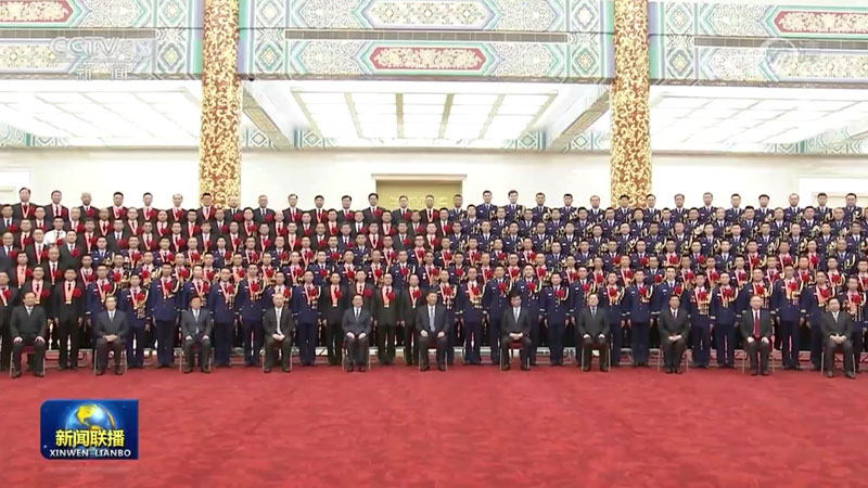 习近平会见全国应急管理系统先进模范和消防忠诚卫士表彰大会代表
