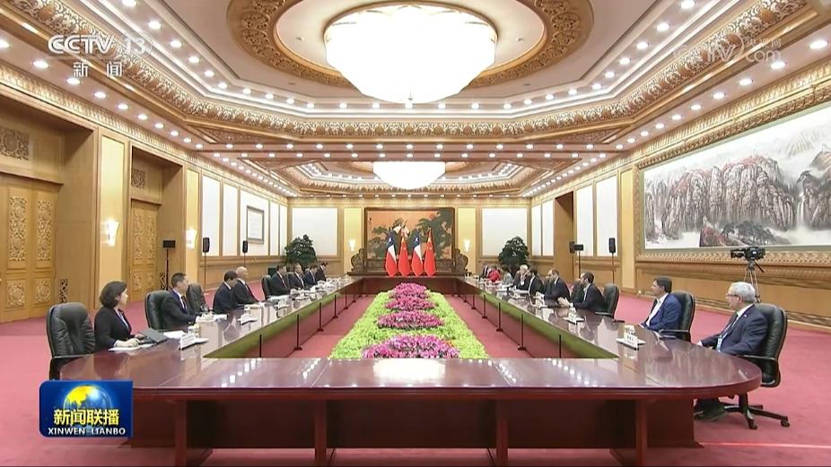 习近平同智利总统会谈