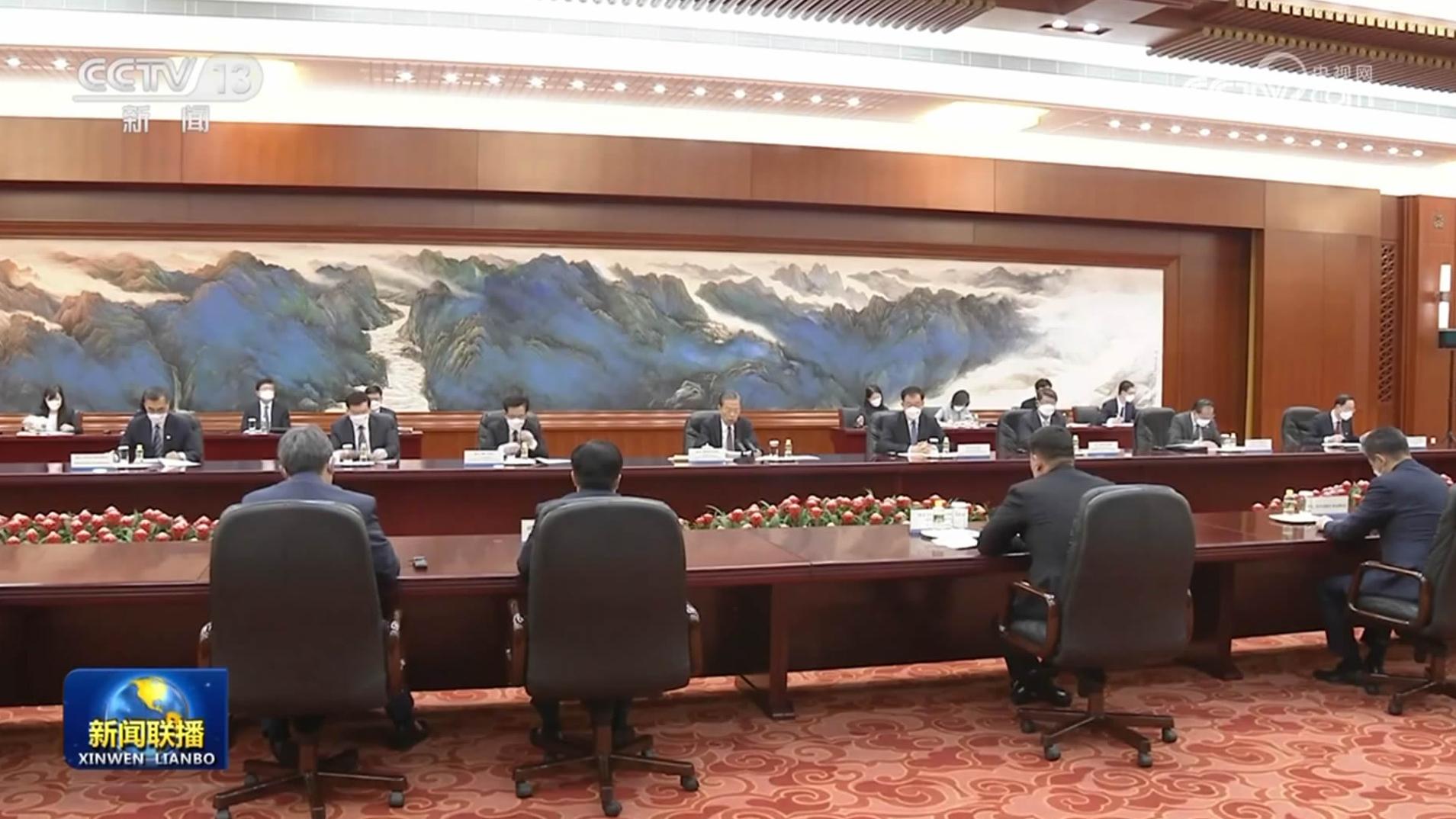赵乐际分别会见巴巴多斯、新西兰、蒙古国、越南总理