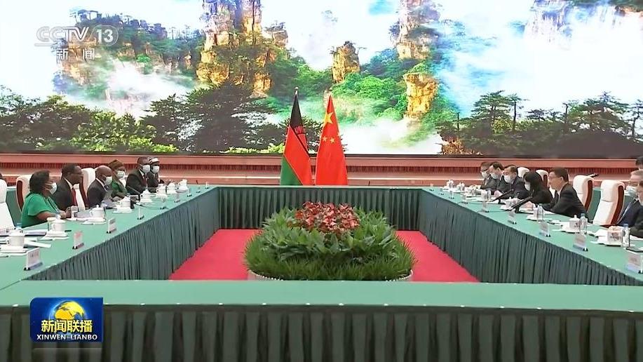 韩正分别会见马拉维总统、坦桑尼亚桑给巴尔总统