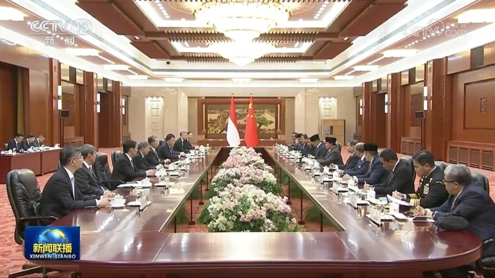 赵乐际分别会见印度尼西亚总统、意大利总统