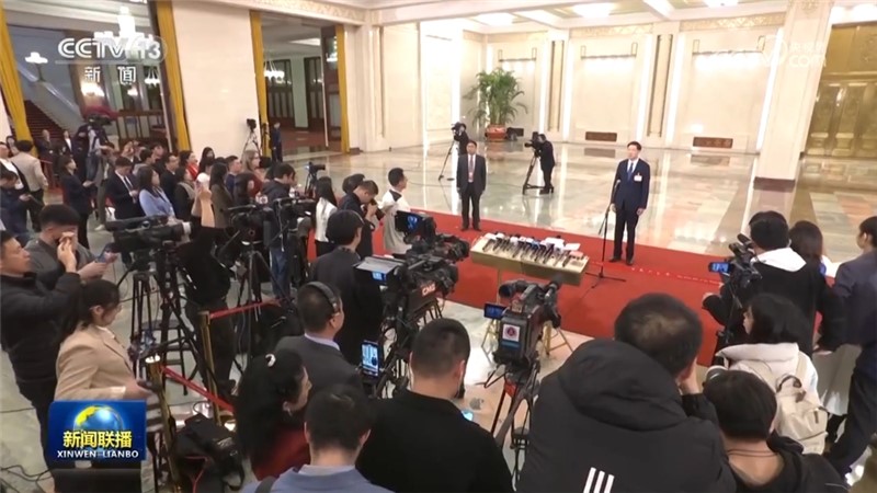 两会“部长通道”：传递权威声音 回应热点话题