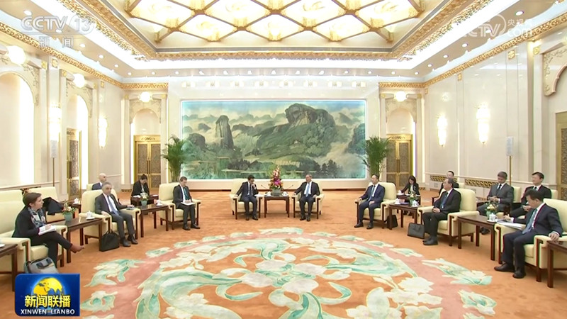 李强会见法国外长