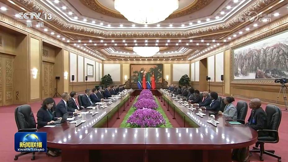 习近平同南非总统会谈