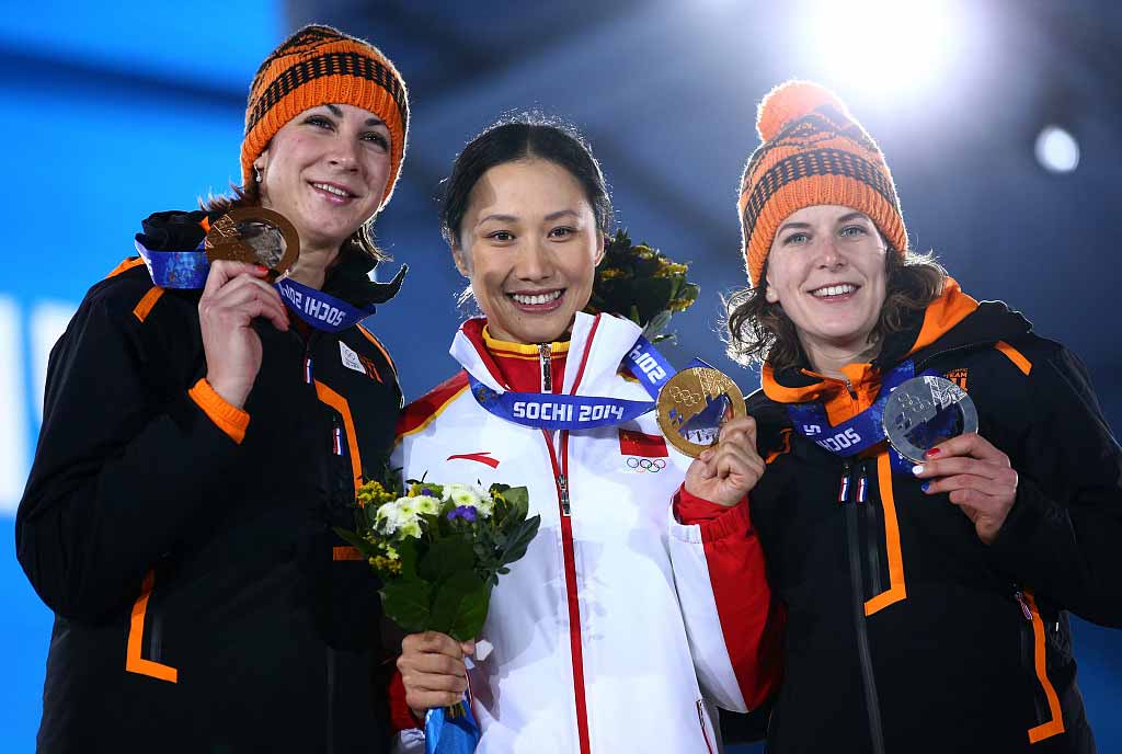 2014年2月13日：张虹为中国赢得第一枚冬奥会速度滑冰金牌1