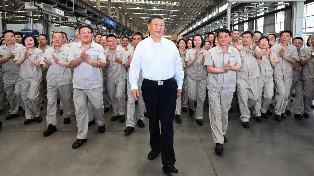 Xi stresses firm confidence in high-quality development during Henan inspection tour