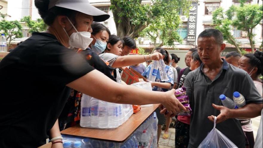 Relief efforts continue in flood-hit Rongjiang, Guizhou
