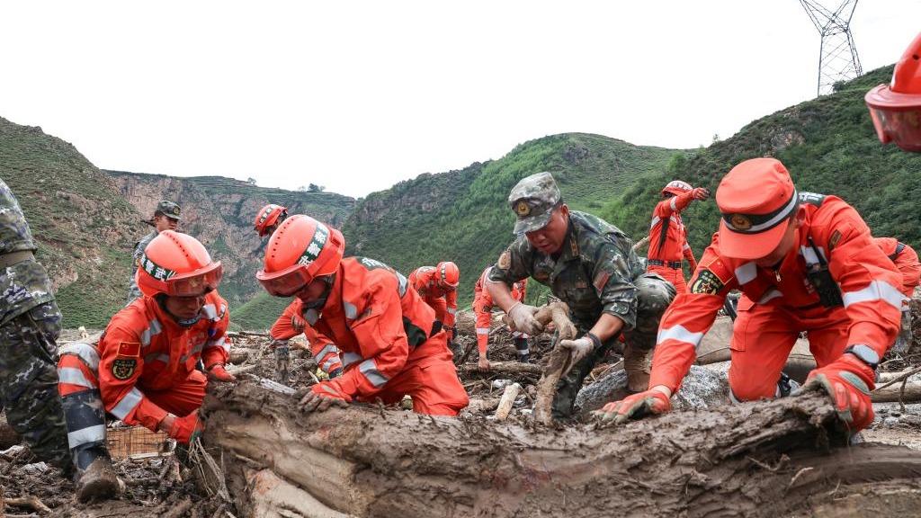 Rescue efforts underway after mountain torrents in Yuzhong County, NW China's Gansu