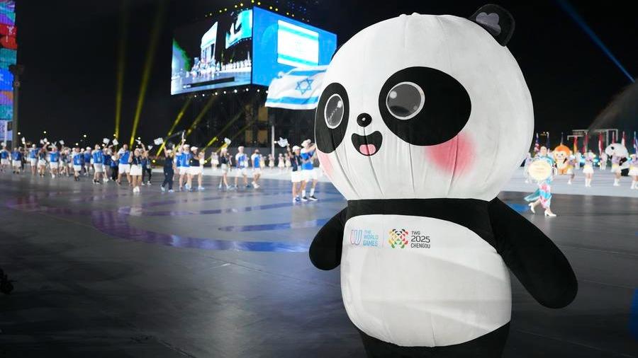 Global athletes discover palette of charms in home of giant pandas