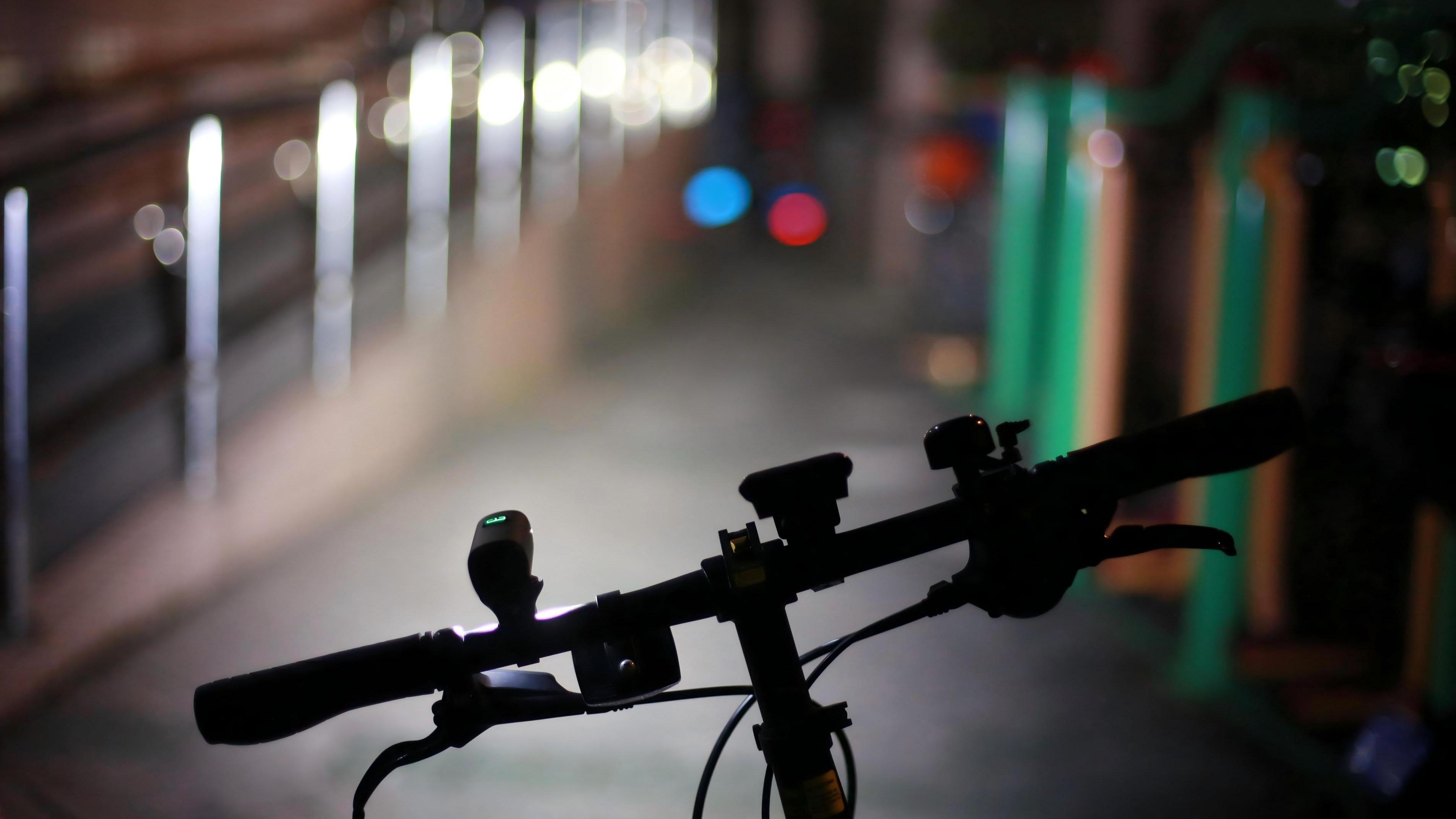 “醉骑”非机动车涉嫌违法吗?记者随交警夜查