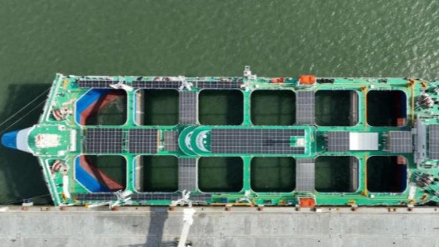 Innovative aquaculture vessel hits waters in Guangdong