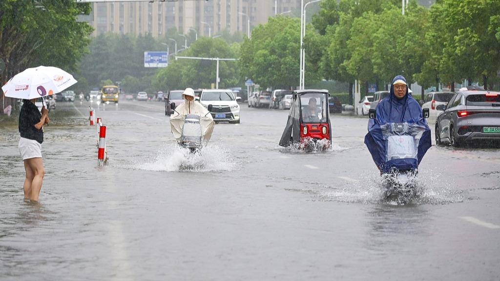 气象分析：大范围强降雨还要持续多久？