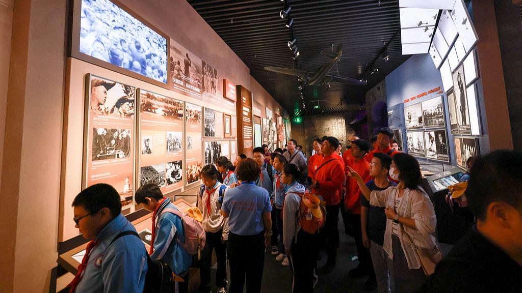 全国多地红色文化场馆迎来参观热潮