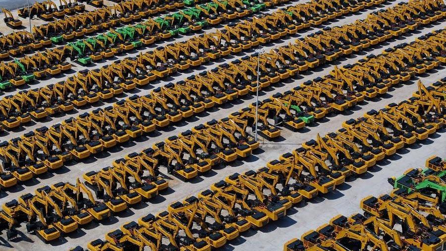 Preview for How excavators from China's inland city reach global markets smarter and faster