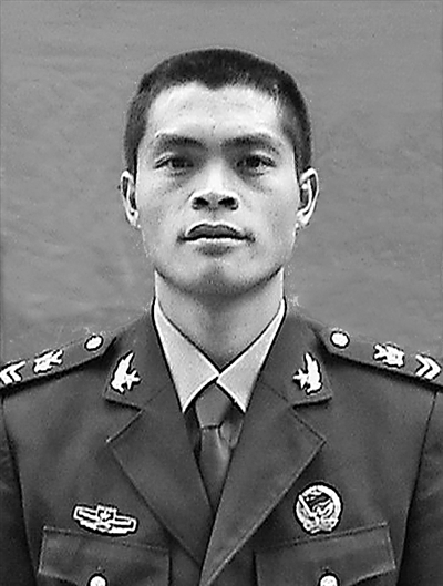 杨祥国  77629部队42分队班长
