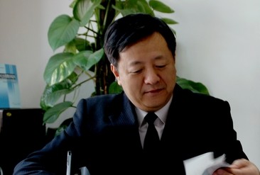 湖北国资委副主任王侃涉严重违纪被免职