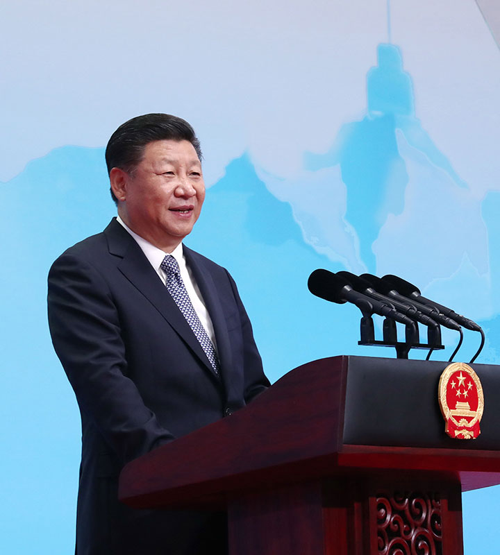 9月3日，国家主席习近平在厦门国际会展中心出席金砖国家工商论坛开幕式，并发表题为《共同开创金砖合作第二个“金色十年”》的主旨演讲。