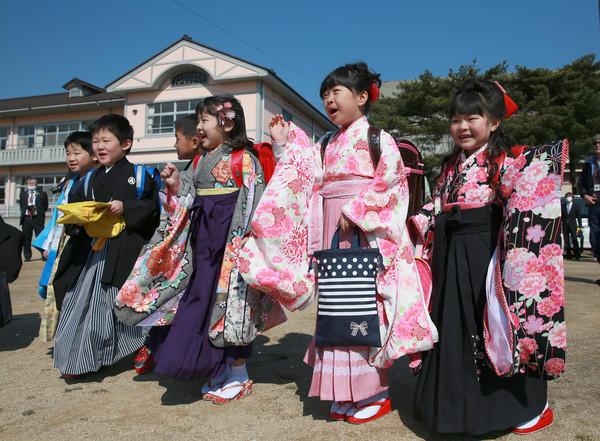 日本哪里人口最少_...②日本森林资源贫乏 ③日本经济实力 ④日本人口少.国内