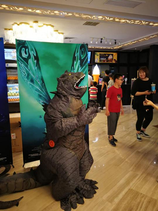 央视影音观影团解锁最硬核怪兽 《哥斯拉2》