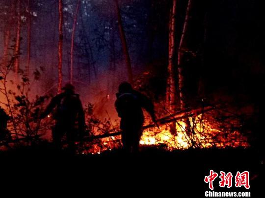 内蒙古大兴安岭林区集中爆发3起森林火灾均已被合围