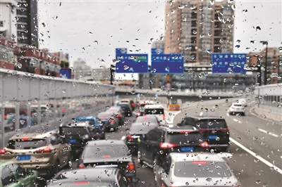 今明广州将有大雨到暴雨 防御做到家 “韦帕”不可怕